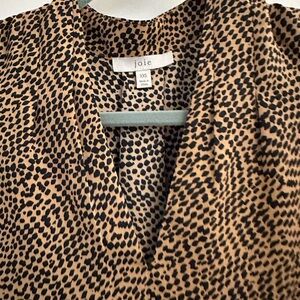 Joie short sleeve top. Size XXS animal print